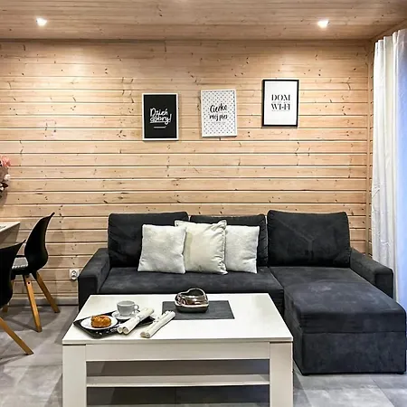 Ferienhaus Schönes Haus Mit 2 Schlafzimmern In Rusinowo (Slawno)
