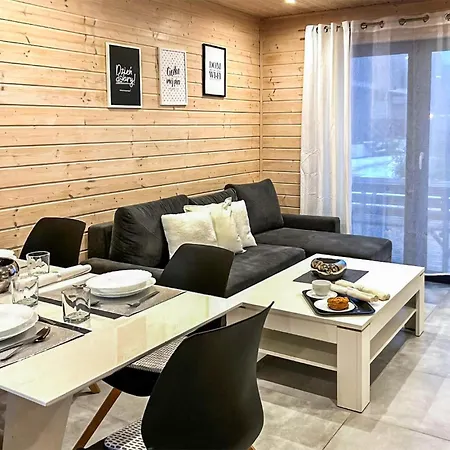 Schönes Haus Mit 2 Schlafzimmern In Ferienhaus *